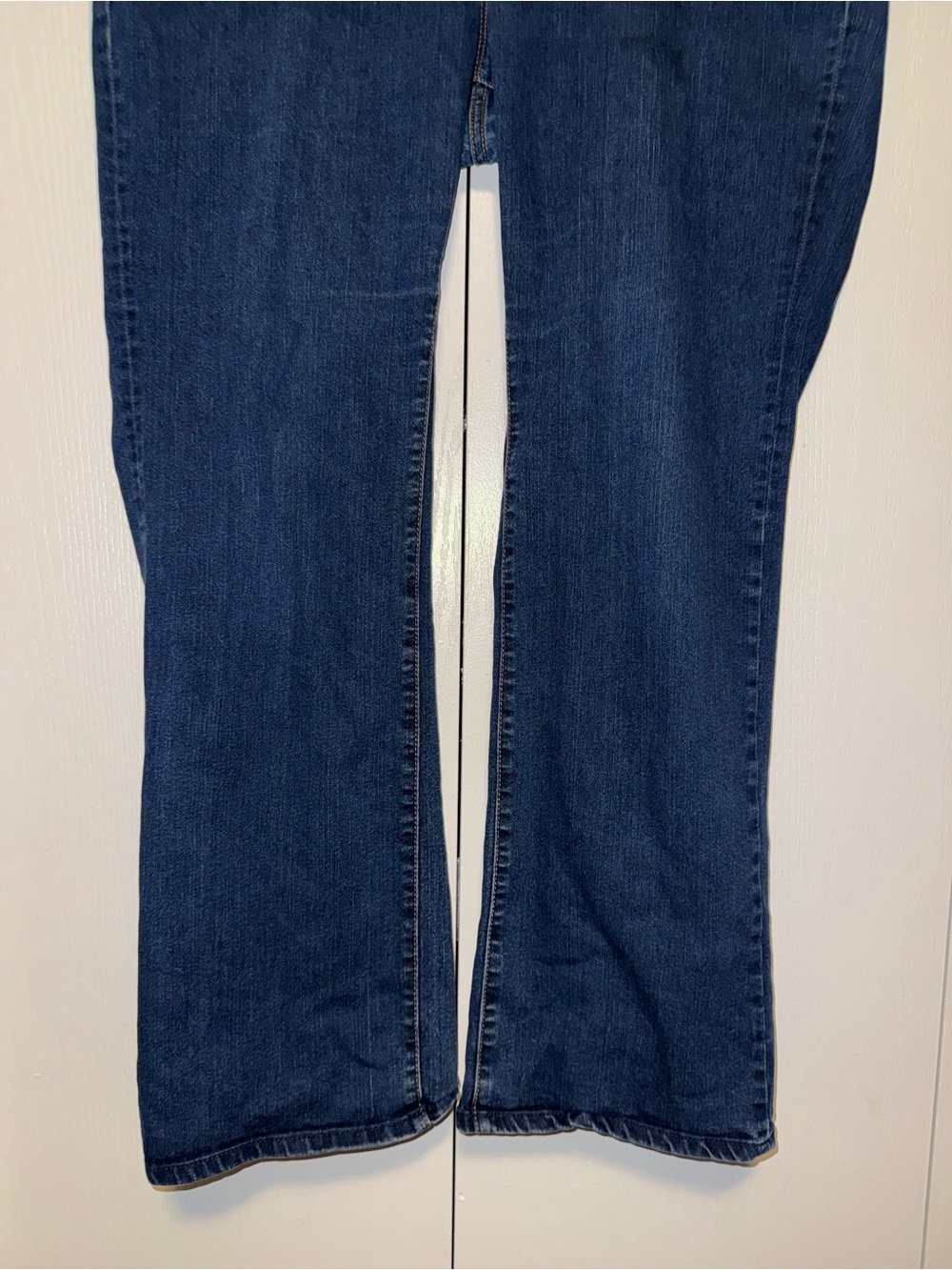 Gap Low Rise Long & Lean Jeans - Picture 3 of 15